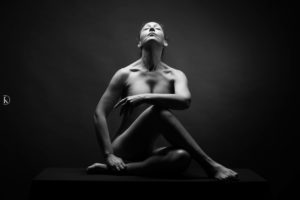 François-Xavier Driant - photographe Lyon - Photographe studio : l'émotion des corps sous la lumière
